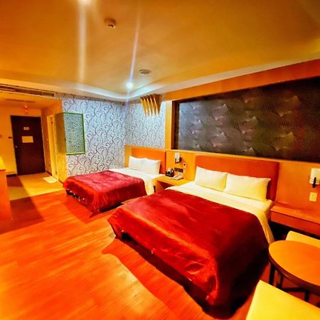 Hua Xiang Motel - Nanzih Kaohsiung Exterior photo